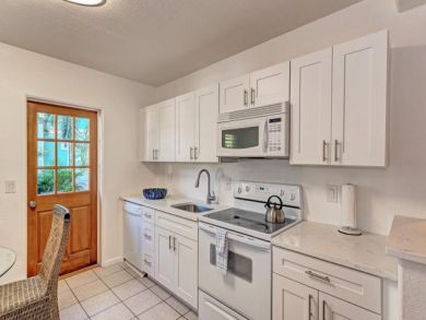 Holmes Beach Vacation Accommodation Remodeled Upscale